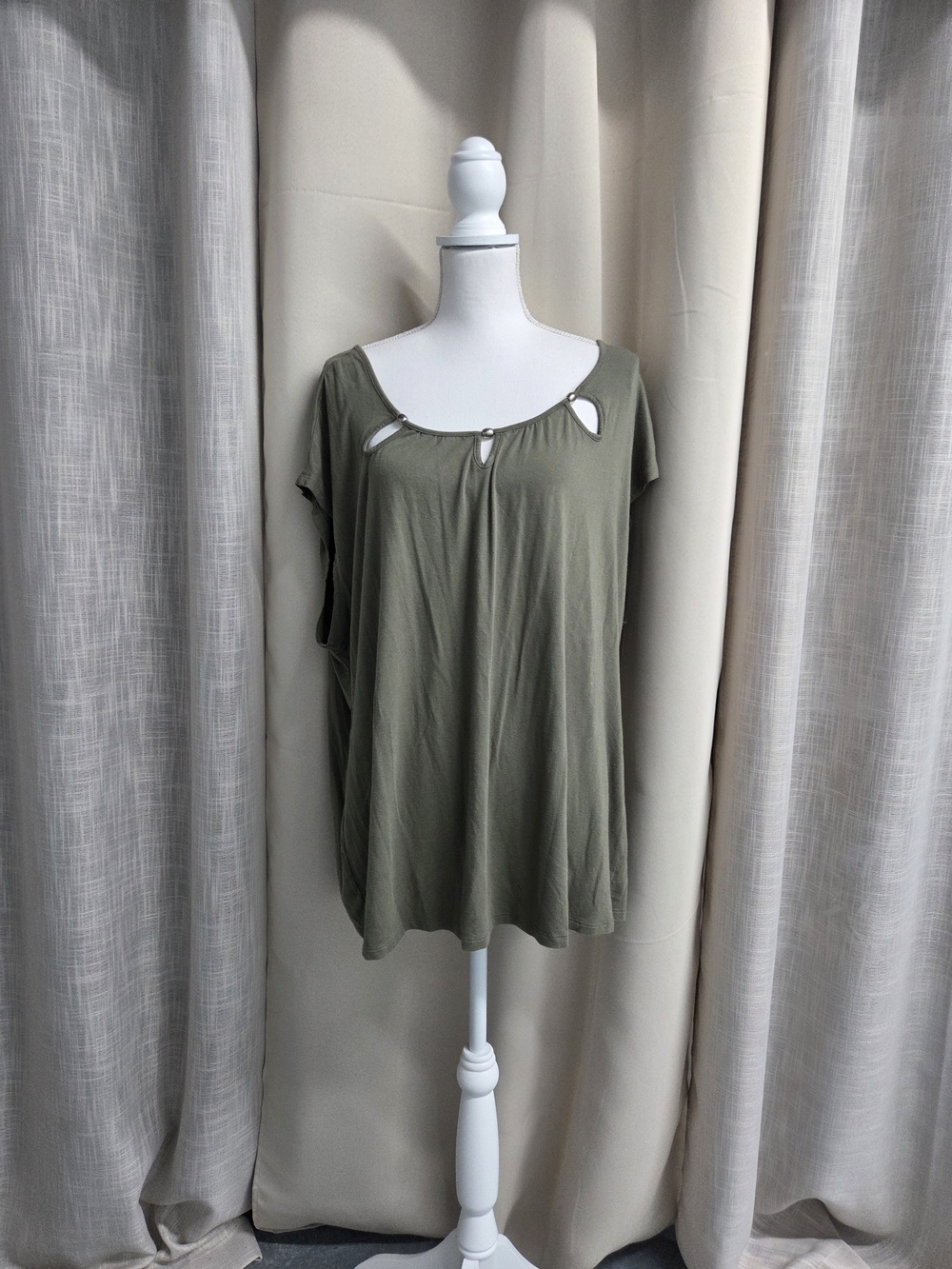 Rochelli Olive Green Short Sleeve Cutout Women's Blouse Festival Size 2xl
